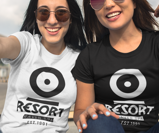 Resort - T-Shirt